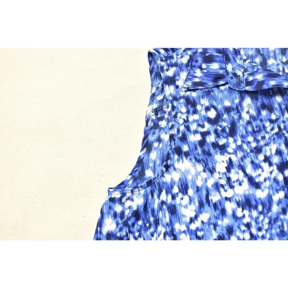 Michael Kors Women's Size Medium Blue Animal Print Sleeveless Sharkbite Hem Butt